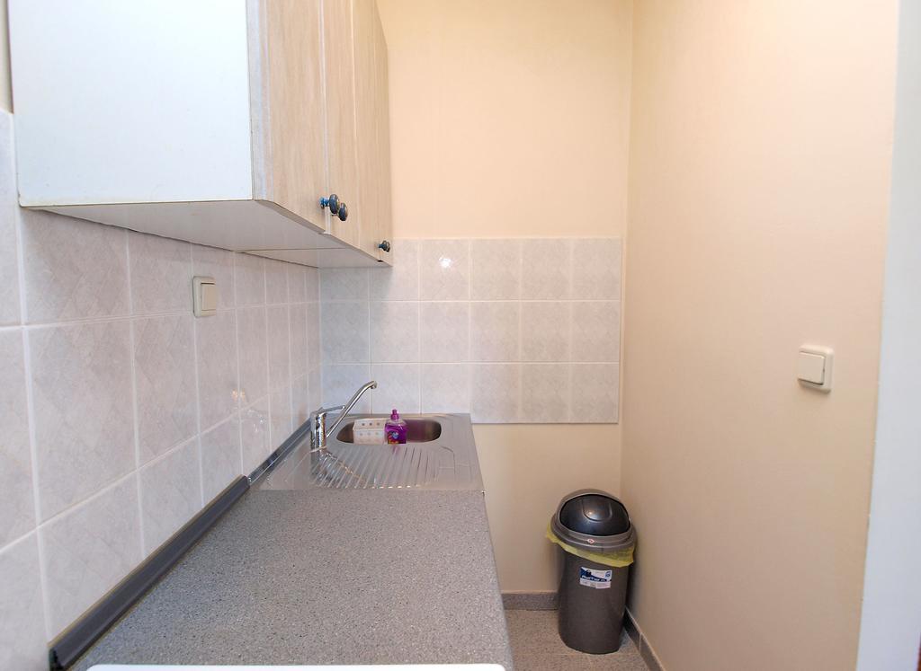 Apartments Dubravka 1315 Върсар Екстериор снимка