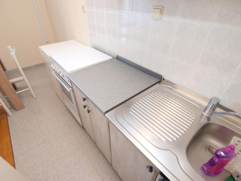Apartments Dubravka 1315 Върсар Екстериор снимка